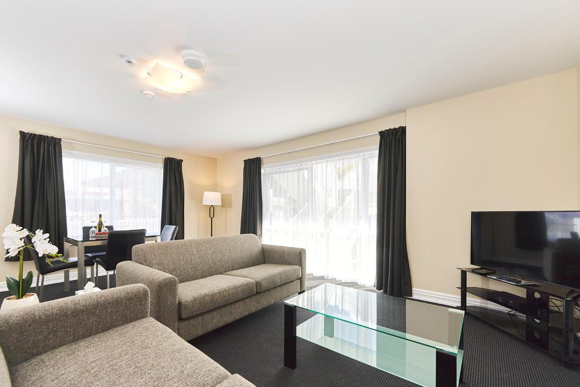 Newina Rotorua 호텔 외부 사진